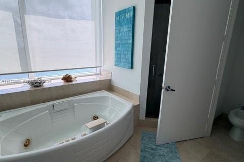 Copropriété à louer à Sunny Isles Beach, Floride: 3 chambres, 199.09 m2 № 1999288 - photo 20