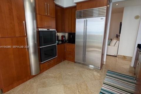 Copropriété à louer à Sunny Isles Beach, Floride: 3 chambres, 199.09 m2 № 1999288 - photo 28