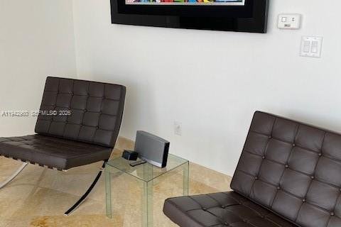 Copropriété à louer à Sunny Isles Beach, Floride: 3 chambres, 199.09 m2 № 1999288 - photo 5