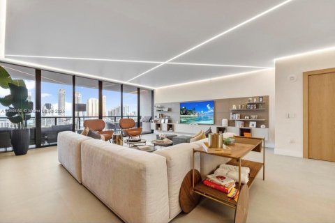 Apartamento en alquiler en Aventura, Florida, 3 dormitorios, 271.09 m2 № 1978164 - foto 3