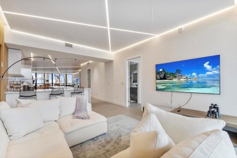 Apartment in Aventura, Florida 3 bedrooms, 271.09 sq.m. № 1978164 - photo 18