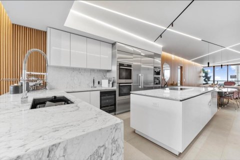 Apartamento en alquiler en Aventura, Florida, 3 dormitorios, 271.09 m2 № 1978164 - foto 12