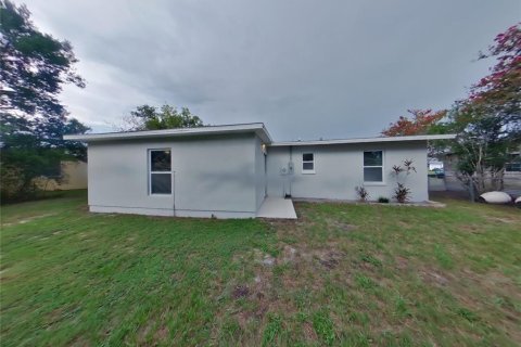 House in Spring Hill, Florida 3 bedrooms, 108.6 sq.m. № 1909352 - photo 13