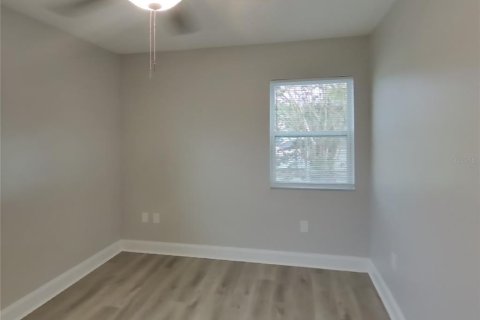 House in Spring Hill, Florida 3 bedrooms, 108.6 sq.m. № 1909352 - photo 8