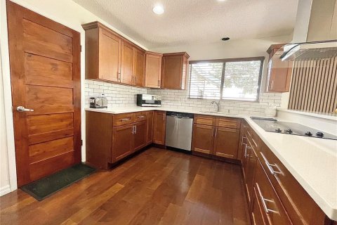 House in Edgewater, Florida 3 bedrooms, 260.13 sq.m. № 1538960 - photo 24