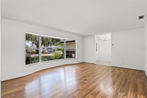 Villa ou maison à vendre à Maitland, Floride: 4 chambres, 164.16 m2 № 1853448 - photo 4