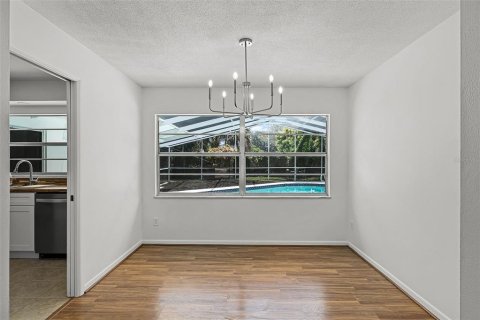 Villa ou maison à vendre à Maitland, Floride: 4 chambres, 164.16 m2 № 1853448 - photo 12