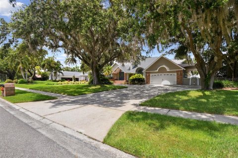 House in Odessa, Florida 3 bedrooms, 315.03 sq.m. № 1815590 - photo 5