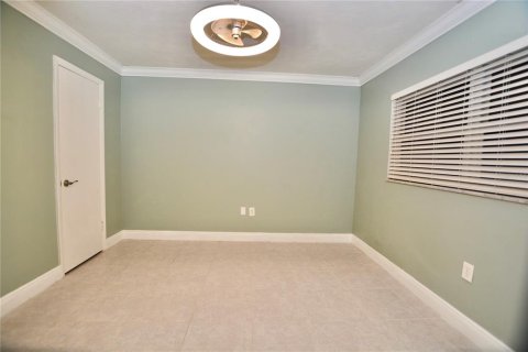 Condominio en venta en Saint Petersburg, Florida, 2 dormitorios, 97.55 m2 № 1917973 - foto 30