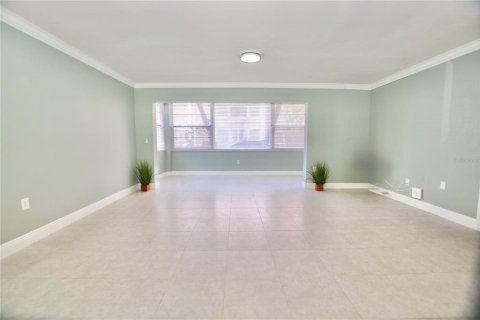 Condominio en venta en Saint Petersburg, Florida, 2 dormitorios, 97.55 m2 № 1917973 - foto 8