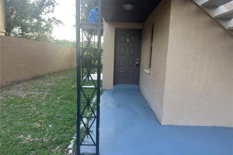 Apartment in Tampa, Florida 2 bedrooms, 89.19 sq.m. № 2150910
