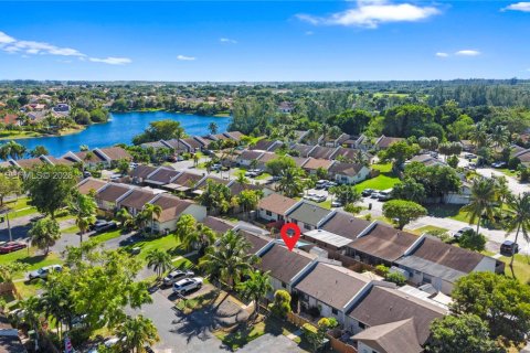 Townhouse in Homestead, Florida 2 bedrooms, 80.64 sq.m. № 1997232 - photo 7