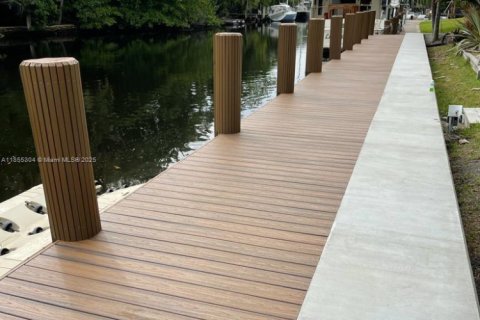 Terreno en venta en Fort Lauderdale, Florida № 1875049 - foto 5