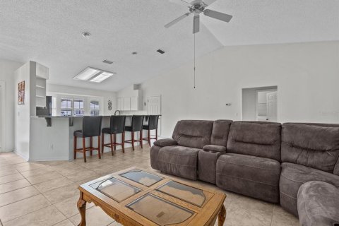 House in Leesburg, Florida 3 bedrooms, 155.24 sq.m. № 1429100 - photo 12