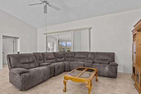 House in Leesburg, Florida 3 bedrooms, 155.24 sq.m. № 1429100 - photo 10
