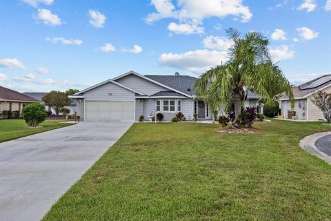 House in Leesburg, Florida 3 bedrooms, 155.24 sq.m. № 1429100 - photo 2