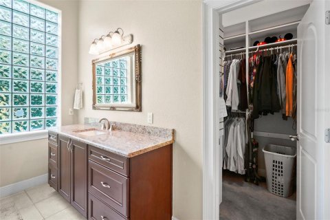 Villa ou maison à vendre à Orlando, Floride: 4 chambres, 464.88 m2 № 1749419 - photo 28
