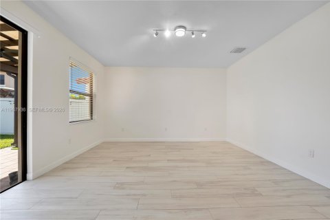 Купить виллу или дом в Хайалиа, Флорида 4 спальни, 228.73м2, № 2050302 - фото 11