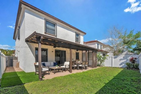 Купить виллу или дом в Хайалиа, Флорида 4 спальни, 228.73м2, № 2050302 - фото 26