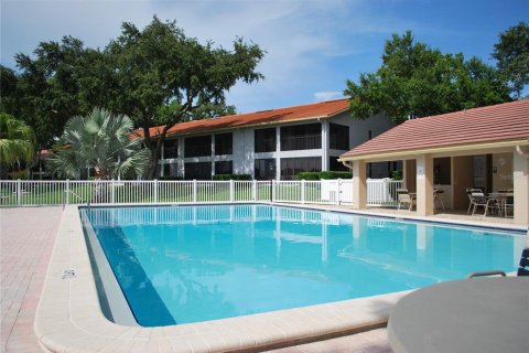 Condominio en venta en Clearwater, Florida, 2 dormitorios, 116.13 m2 № 1872981 - foto 22