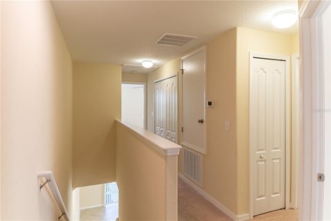 Townhouse in Wesley Chapel, Florida 4 bedrooms, 149.76 sq.m. № 2204607 - photo 14