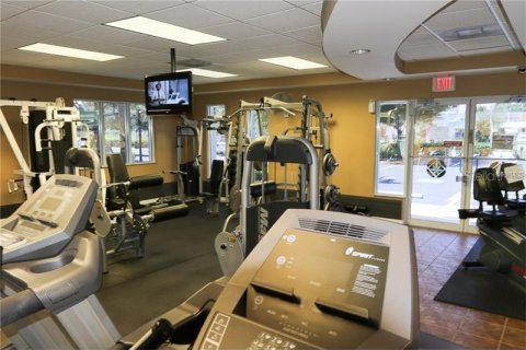 Townhouse in Wesley Chapel, Florida 4 bedrooms, 149.76 sq.m. № 2204607 - photo 29