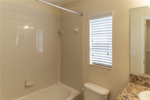 Townhouse in Wesley Chapel, Florida 4 bedrooms, 149.76 sq.m. № 2204607 - photo 24