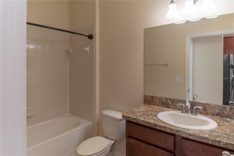 Townhouse in Wesley Chapel, Florida 4 bedrooms, 149.76 sq.m. № 2204607 - photo 13