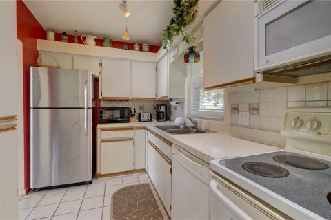 Villa ou maison à vendre à North Port, Floride: 3 chambres, 151.52 m2 № 2431063 - photo 16