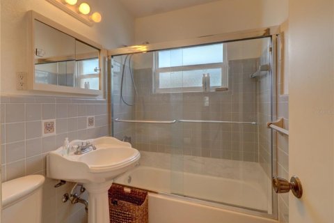 Villa ou maison à vendre à North Port, Floride: 3 chambres, 151.52 m2 № 2431063 - photo 23