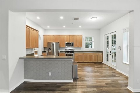 House in Orlando, Florida 3 bedrooms, 257.9 sq.m. № 1799883 - photo 15