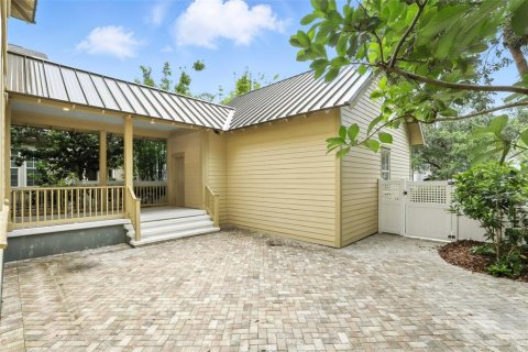 House in Orlando, Florida 3 bedrooms, 257.9 sq.m. № 1799883 - photo 30