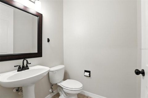 House in Orlando, Florida 3 bedrooms, 257.9 sq.m. № 1799883 - photo 18