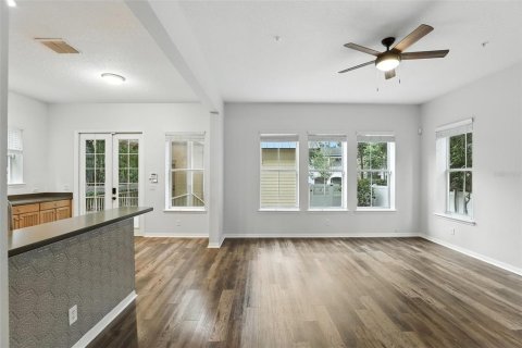 House in Orlando, Florida 3 bedrooms, 257.9 sq.m. № 1799883 - photo 11