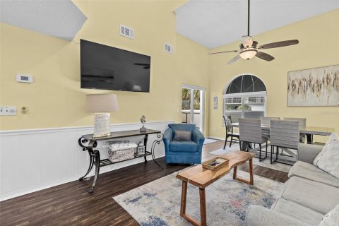 Condo in Cape Canaveral, Florida, 2 bedrooms  № 1716519 - photo 17