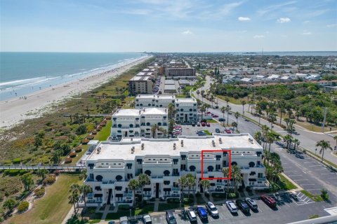 Condo in Cape Canaveral, Florida, 2 bedrooms  № 1716519 - photo 30