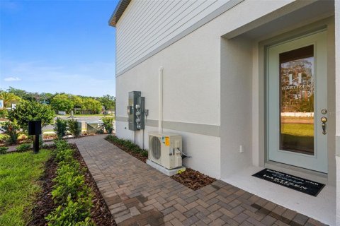 Townhouse in Orlando, Florida 3 bedrooms, 154.68 sq.m. № 2102630 - photo 2