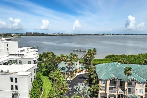 Condominio en venta en Tampa, Florida, 2 dormitorios, 109.25 m2 № 1857653 - foto 1