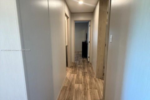 Снять в аренду квартиру в Клуистон, Флорида 4 спальни, № 1953042 - фото 9