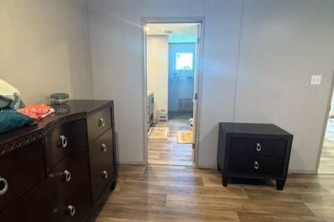 Снять в аренду квартиру в Клуистон, Флорида 4 спальни, № 1953042 - фото 11