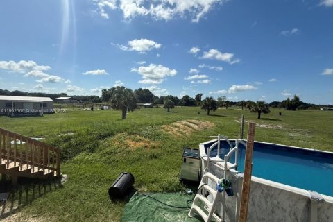 Снять в аренду квартиру в Клуистон, Флорида 4 спальни, № 1953042 - фото 18