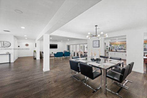 Купить виллу или дом в Халландейл-Бич, Флорида 5 спален, 355.63м2, № 1989597 - фото 7