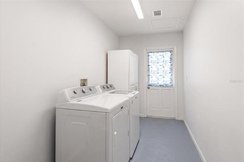 House in Dunedin, Florida 3 bedrooms, 160.54 sq.m. № 2347473 - photo 22