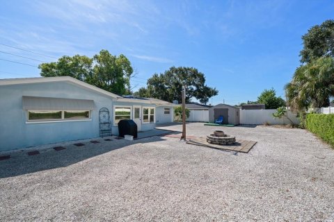 House in Dunedin, Florida 3 bedrooms, 160.54 sq.m. № 2347473 - photo 27