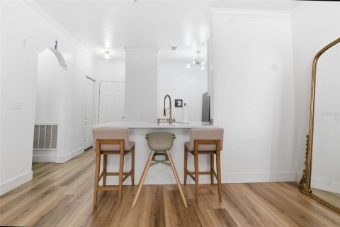 Condo in Clearwater, Florida, 1 bedroom  № 2211918 - photo 5