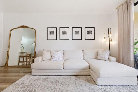 Condo in Clearwater, Florida, 1 bedroom  № 2211918 - photo 8