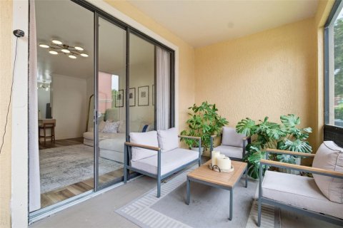 Condo in Clearwater, Florida, 1 bedroom  № 2211918 - photo 22