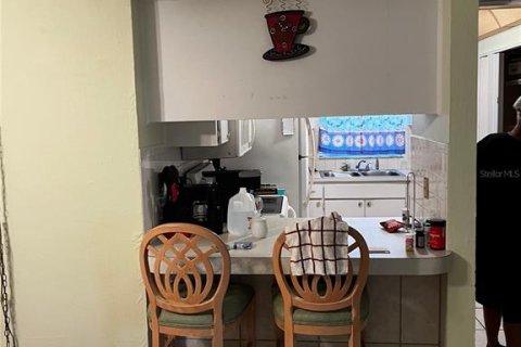 Condo in Tarpon Springs, Florida, 1 bedroom  № 1901085 - photo 11