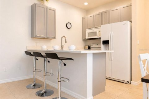 Adosado en venta en Kissimmee, Florida, 4 dormitorios, 130.06 m2 № 2213208 - foto 3