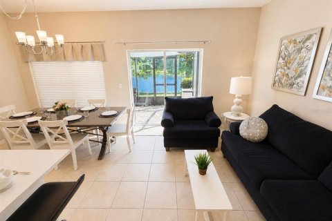 Adosado en venta en Kissimmee, Florida, 4 dormitorios, 130.06 m2 № 2213208 - foto 2